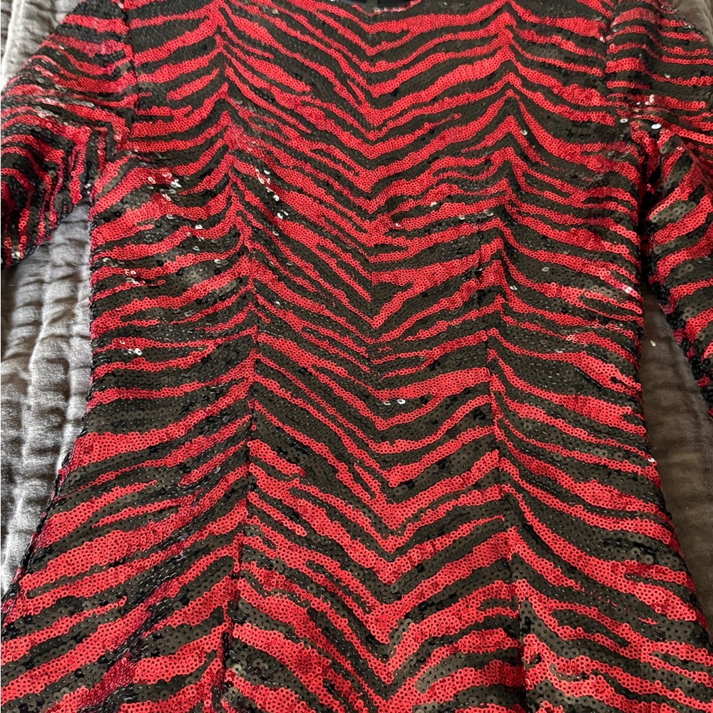 NBD Kailani Red and Black Sequin Dress - Picture 4 of 4